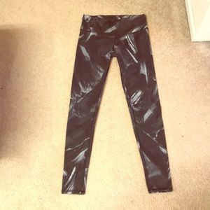 Alo airbrush leggings